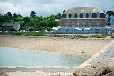 هتل Best Western Plus Les Terrasses De Brehat