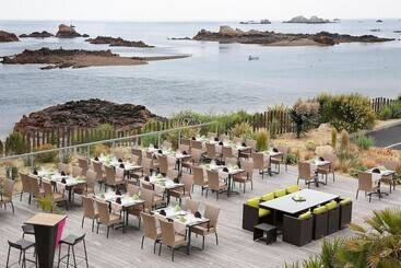 هتل Best Western Plus Les Terrasses De Brehat