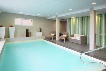 هتل Best Western Plus Les Terrasses De Brehat