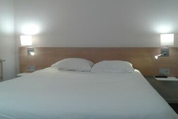 Brit Hotel Mâcon Centre Gare