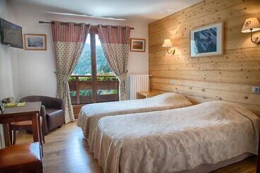 هتل Chalet Le Panoramique