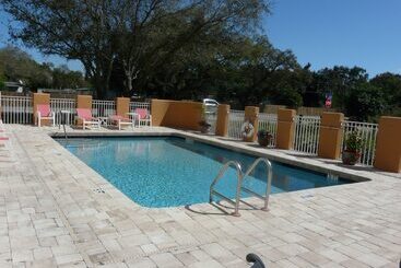 هتل Comfort Inn Fort Myers Northeast