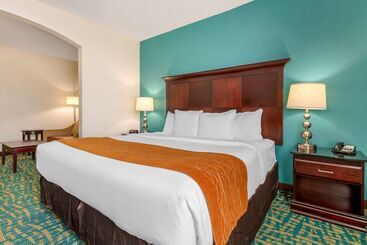 هتل Comfort Inn & Suites Fort Lauderdale West Turnpike