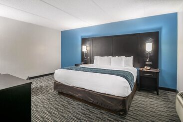 هتل Comfort Inn University