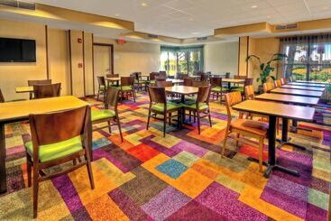 هتل Fairfield Inn & Suites By Marriott Destin