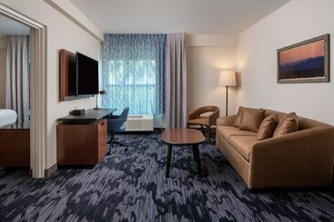 هتل Fairfield Inn & Suites By Marriott Destin