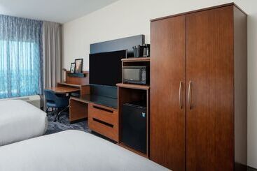 هتل Fairfield Inn & Suites By Marriott Destin