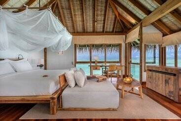 هتل Gili Lankanfushi Maldives