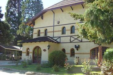 هتل Hosteria La Posta Del Cazador