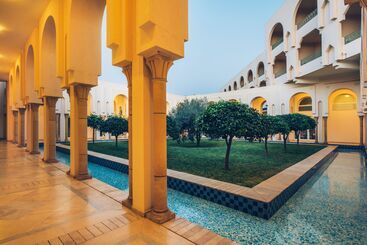 هتل Iberostar Waves Averroes