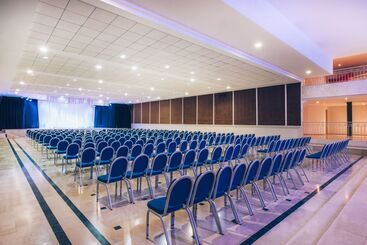 هتل Iberostar Waves Averroes