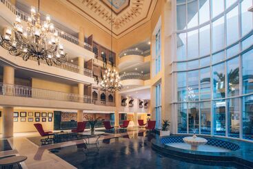 هتل Iberostar Waves Averroes