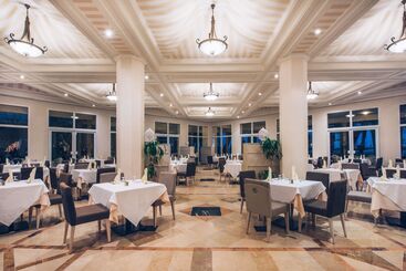 هتل Iberostar Waves Averroes