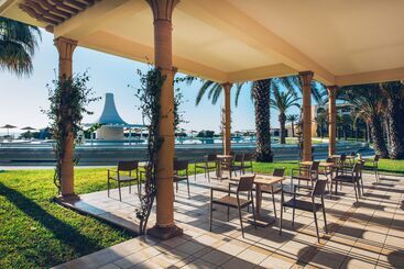 هتل Iberostar Waves Averroes