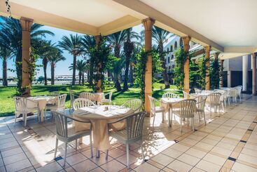 هتل Iberostar Waves Averroes