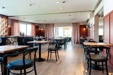 هتل Kyriad Nuits Saint Georges