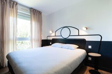 هتل Kyriad Nuits Saint Georges