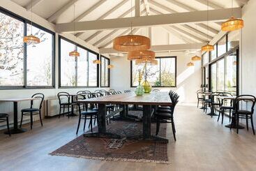 هتل Kyriad Nuits Saint Georges