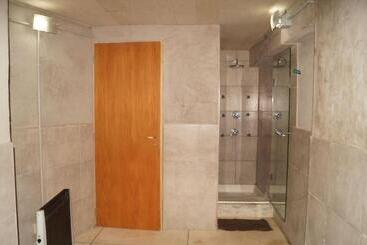 هتل Las Cumbres Apart & Suites