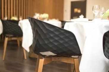 Logis Hotel Des Bourbons