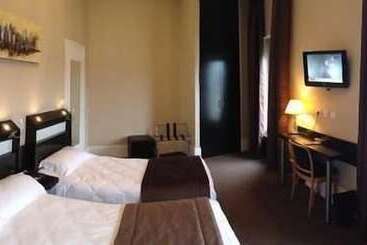 Logis Hotel Des Bourbons