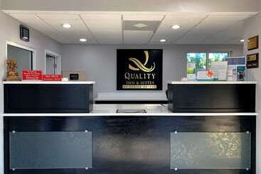 酒店 Quality Inn And Suites  Panama City