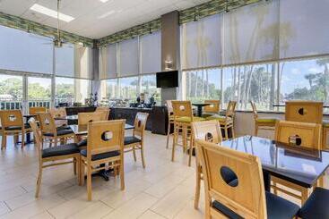 هتل Quality Inn Bradenton North I75