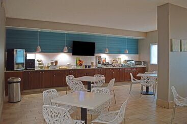 호텔 Country Inn & Suites By Radisson Rehoboth Beach   Dewey