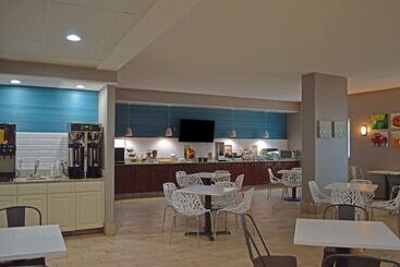호텔 Country Inn & Suites By Radisson Rehoboth Beach   Dewey
