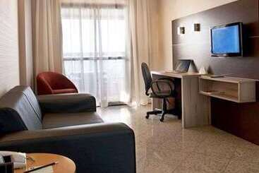 هتل Quality Suites Vila Velha