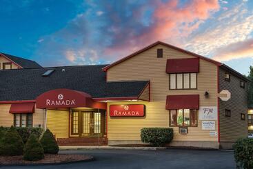 هتل Ramada By Wyndham Groton Mystic