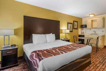 ホテル Rodeway Inn Central Clearwater Beach