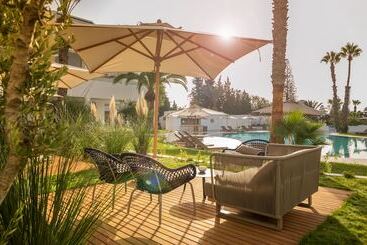 هتل Royal Azur Thalassa