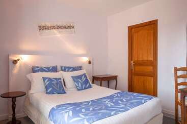 هتل The Originals Boutique, Hôtel Clos Sainte Marie, Nevers