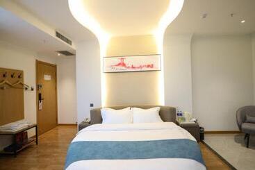 هتل Shell Xinzheng Airport Port Huaxia Avenue