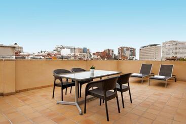 Ac Hotel Los Vascos By Marriott