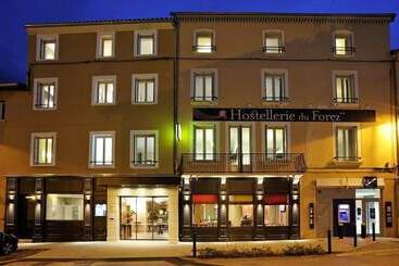هتل Hostellerie Du Forez