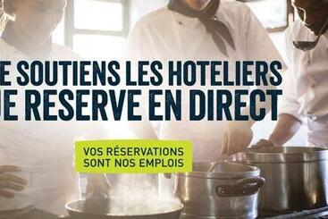 هتل Hostellerie Sarrasine  Macon Est