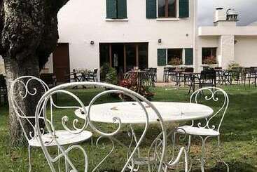 هتل Hôtel Le Malgovert