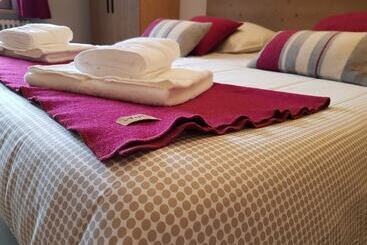 هتل Hôtel Le Malgovert