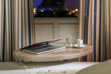 هتل Ibis Styles St Gilles Croix De Vie Centreville