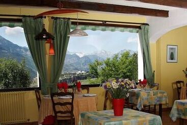 هتل La Bonne Auberge