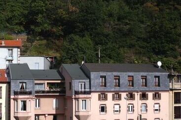 هتل Le Chatel