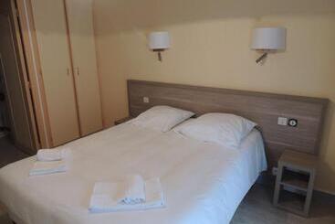 هتل Le Lanthenay