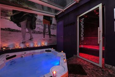 هتل Logis Régent & Spa  Restaurant Grain De Folie