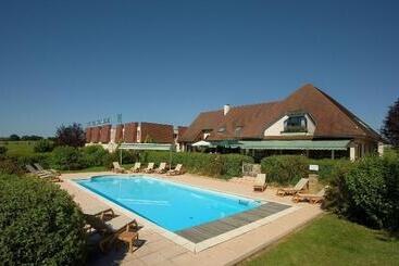 هتل Logis Hostellerie D'aussois