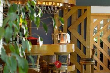 هتل Logis Hostellerie D'aussois