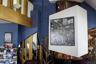 هتل Logis Hostellerie D'aussois
