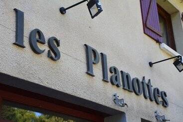 هتل Restaurant Les Planottes