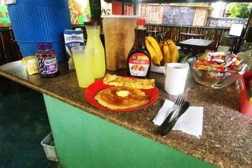 هاستل Hostal Amador Familiar
